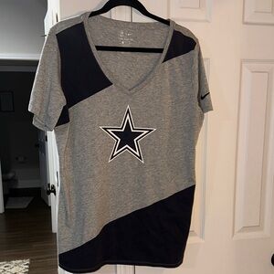 Nike Women's Gray and Black Short Sleeve Tee